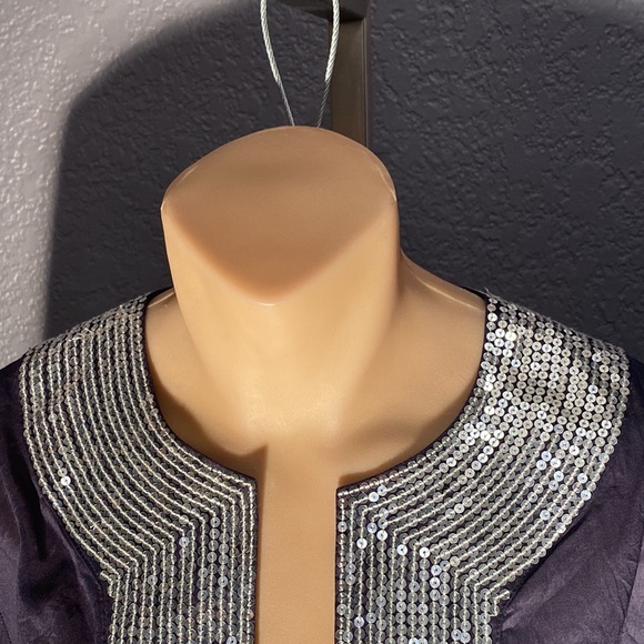 TORY BURCH - l/s dark blue tunic: silver sequins on neck & cuffs, hip slits - 8 - Picture 7 of 16